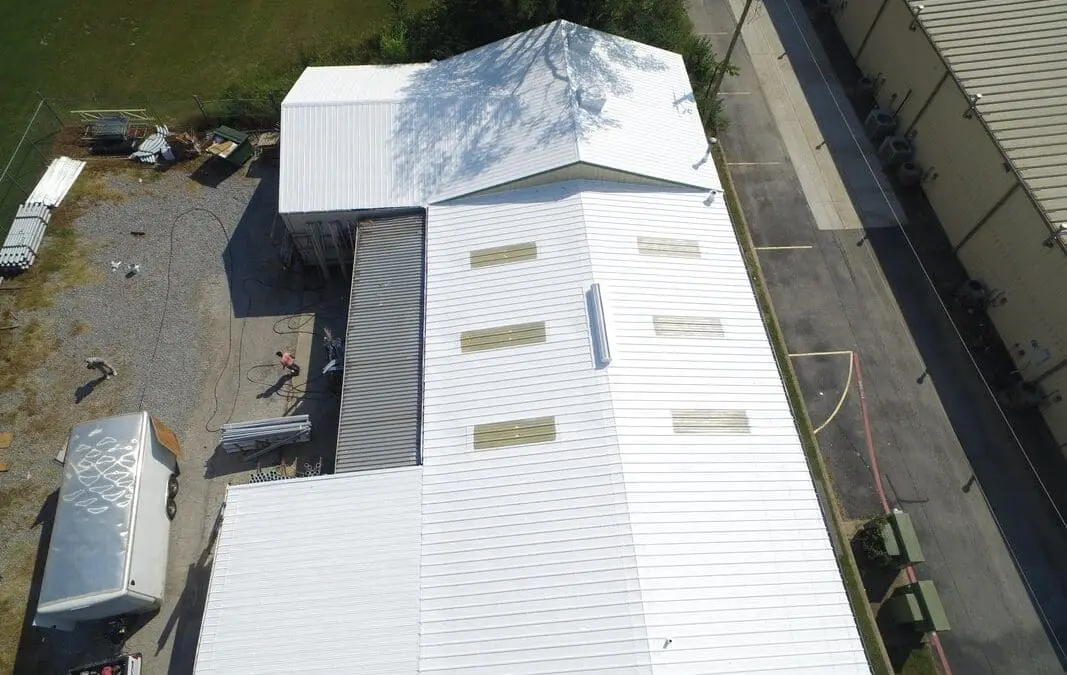 6 Key Advantages of Choosing Local Commercial Roofers in Savannah
